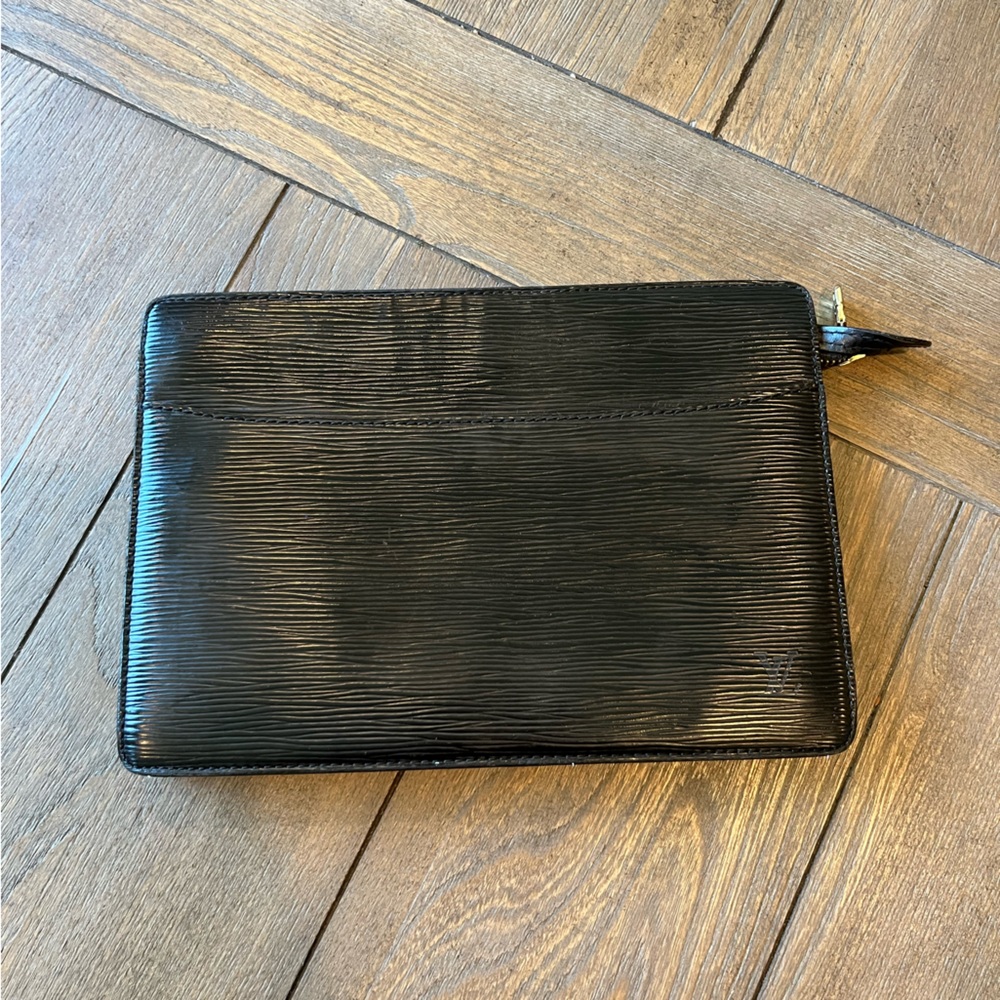 Louis Vuitton Black Epi Leather Zippered Wallet